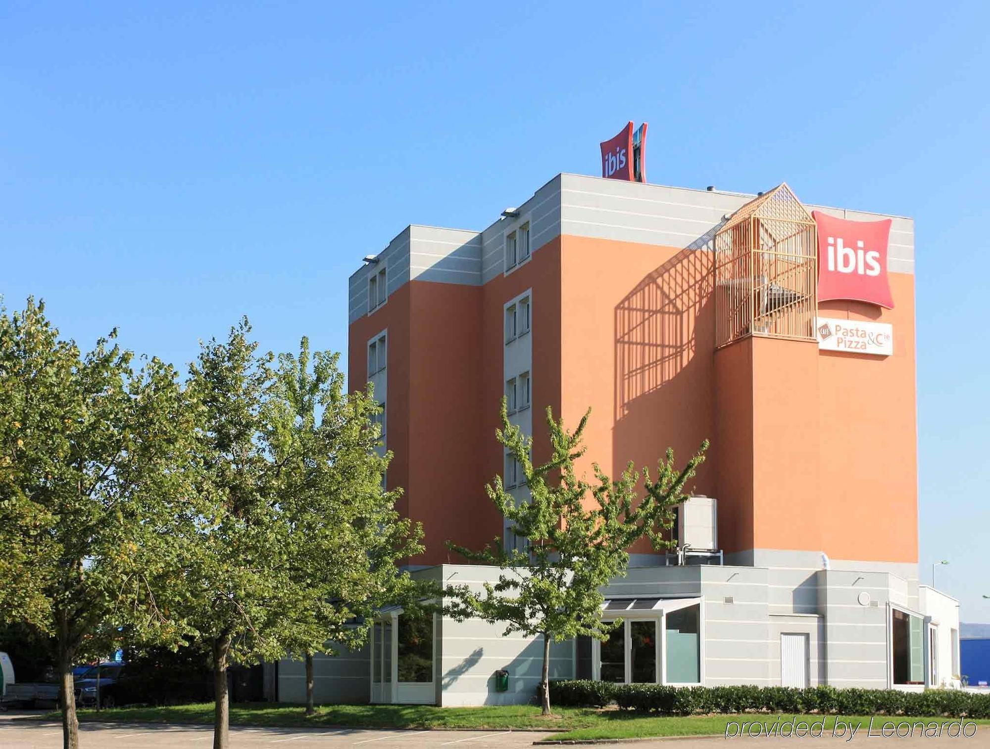 Hotel ibis Lyon Sud Chasse Sur Rhône Exterior foto
