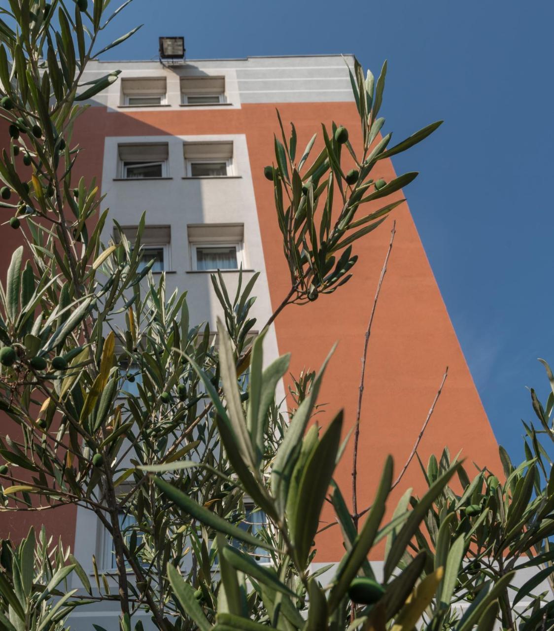 Hotel ibis Lyon Sud Chasse Sur Rhône Exterior foto